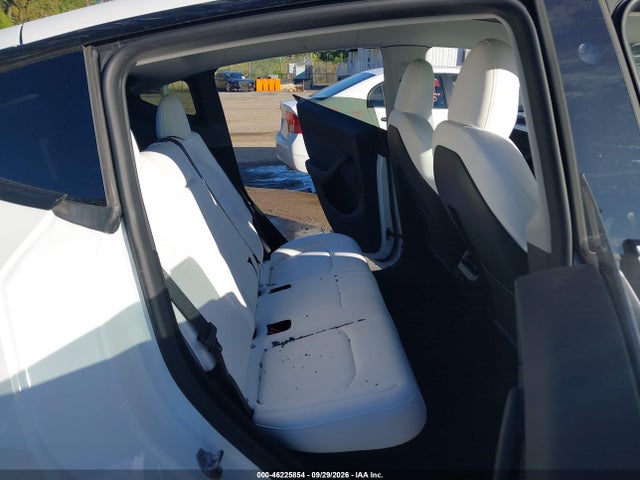 46225854 :رقم المزاد ، 7SAYGDEE6PA207143 vin ، 2023 Tesla Model Y مزاد بيع