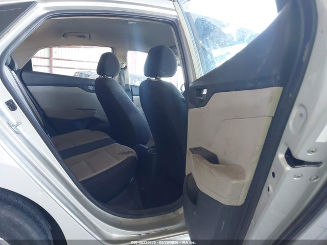 Hyundai ACCENT SE 2019 3KPC24A38KE063073 Image 8