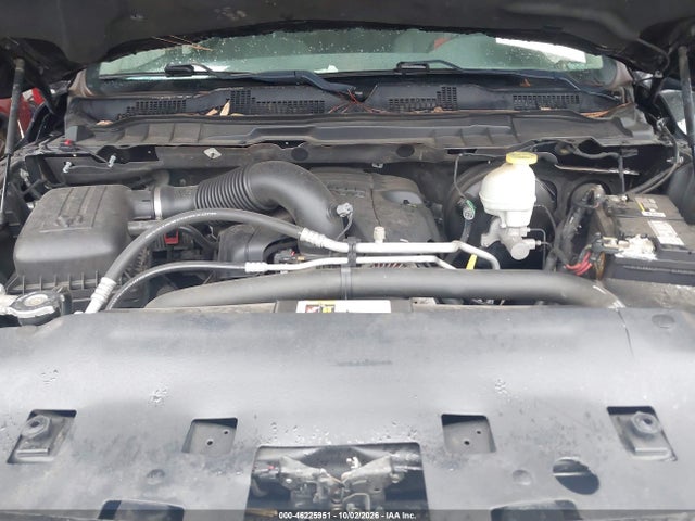 46225951 :رقم المزاد ، 1C6RR7LT9JS226160 vin ، 2018 Ram 1500 Slt مزاد بيع