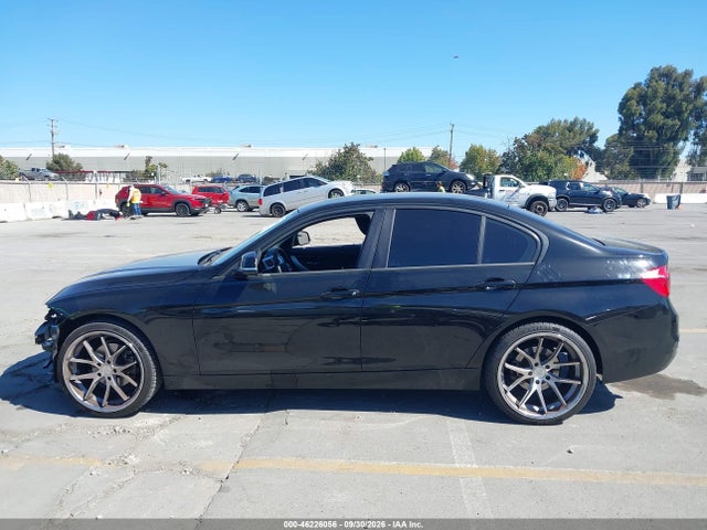 BMW 320i 2016 WBA8E1G5XGNT38401 Image 15