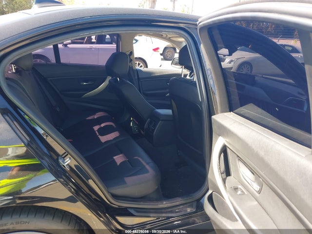 BMW 320i 2016 WBA8E1G5XGNT38401 Image 8