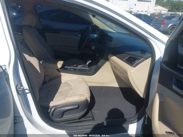Продажа на аукционе авто 2017 Hyundai Sonata Se, vin: 5NPE24AF9HH556560, номер лота: 46226064