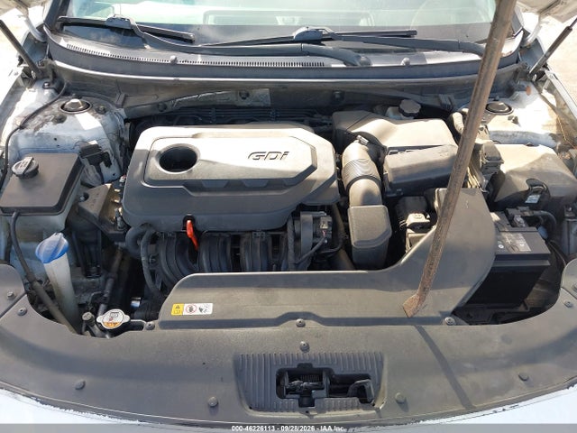 Hyundai SONATA SE 2015 5NPE24AF0FH172499 Image 10