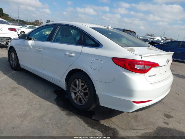 Hyundai SONATA SE 2015 5NPE24AF0FH172499 Image 3