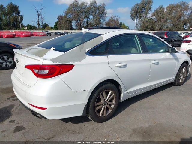 Hyundai SONATA SE 2015 5NPE24AF0FH172499 Image 4