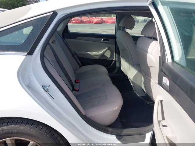 Hyundai SONATA SE 2015 5NPE24AF0FH172499 Image 8