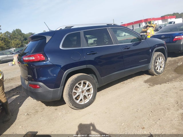 2014 Jeep Cherokee Latitude მანქანა იყიდება აუქციონზე, vin: 1C4PJMCS2EW126087, აუქციონის ნომერი: 46226137