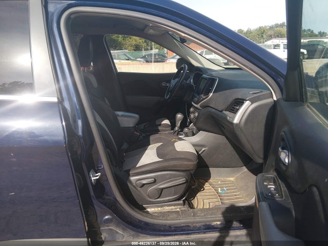 2014 Jeep Cherokee Latitude მანქანა იყიდება აუქციონზე, vin: 1C4PJMCS2EW126087, აუქციონის ნომერი: 46226137