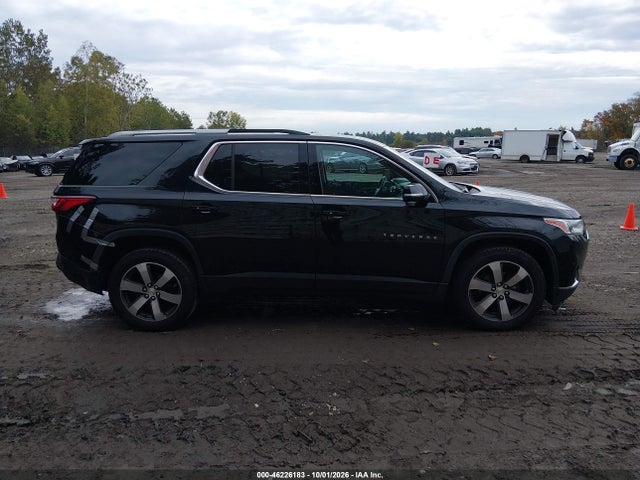 46226183 :رقم المزاد ، 1GNEVHKW5JJ240560 vin ، 2018 Chevrolet Traverse 3lt مزاد بيع