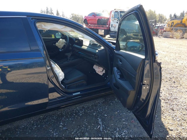 1HGCY2F80SA070238 Honda Accord Hybrid Touring