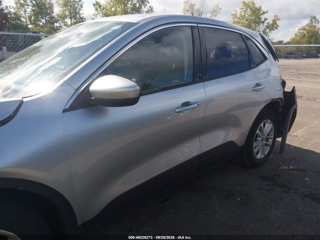 46226273 :رقم المزاد ، 1FMCU0G67LUA85701 vin ، 2020 Ford Escape Se مزاد بيع