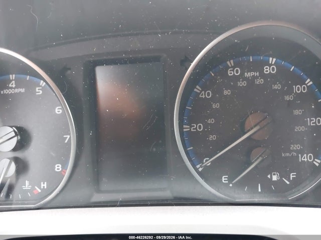 Продажа на аукционе авто 2017 Toyota Rav4 Le, vin: JTMBFREV8HJ173710, номер лота: 46226292