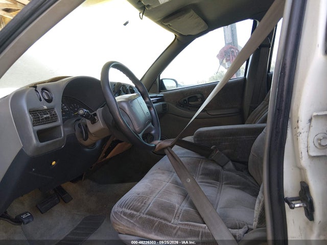 46226303 :رقم المزاد ، 2G1WL52J6Y1172109 vin ، 2000 Chevrolet Lumina مزاد بيع