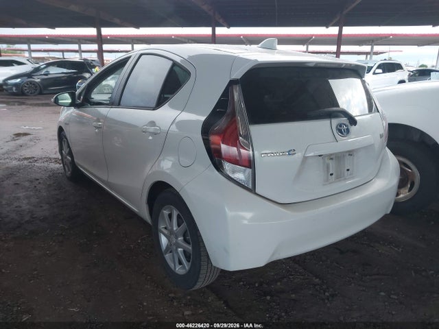 Продажа на аукционе авто 2015 Toyota Prius C Four, vin: JTDKDTB37F1105045, номер лота: 46226420