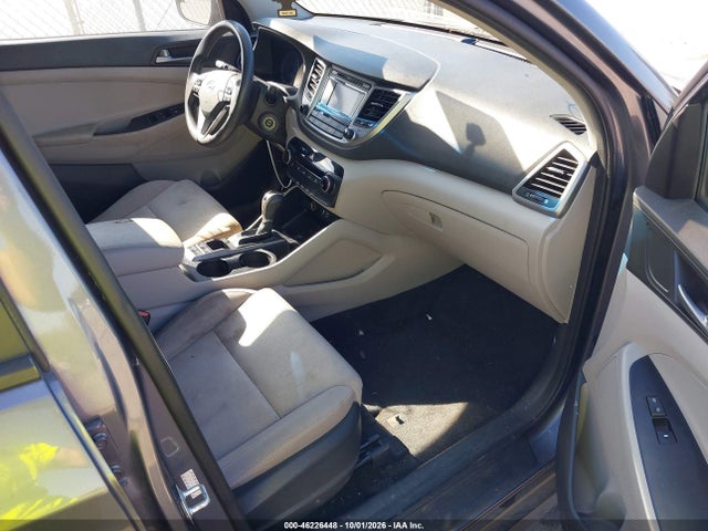46226448 :رقم المزاد ، KM8J3CA40GU128915 vin ، 2016 Hyundai Tucson Se مزاد بيع