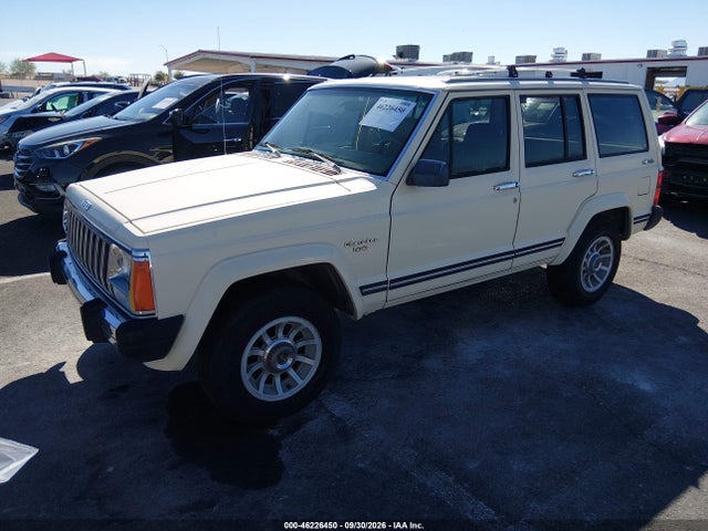 1987 Jeep Cherokee Laredo მანქანა იყიდება აუქციონზე, vin: 1JCML7841HT069135, აუქციონის ნომერი: 46226450