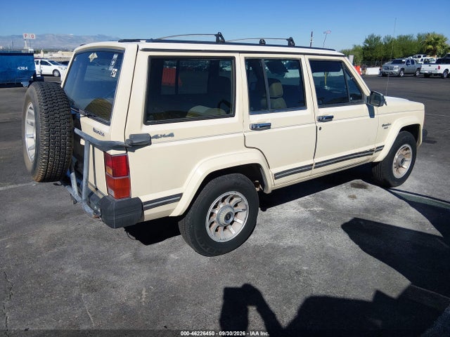 1987 Jeep Cherokee Laredo მანქანა იყიდება აუქციონზე, vin: 1JCML7841HT069135, აუქციონის ნომერი: 46226450
