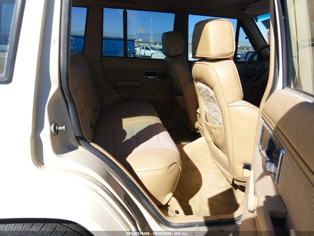 1987 Jeep Cherokee Laredo მანქანა იყიდება აუქციონზე, vin: 1JCML7841HT069135, აუქციონის ნომერი: 46226450