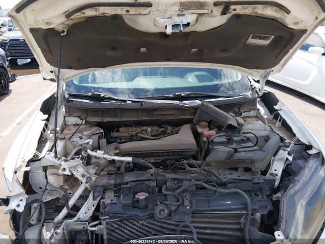 5N1AT2MT8GC737091 Nissan ROGUE SV
