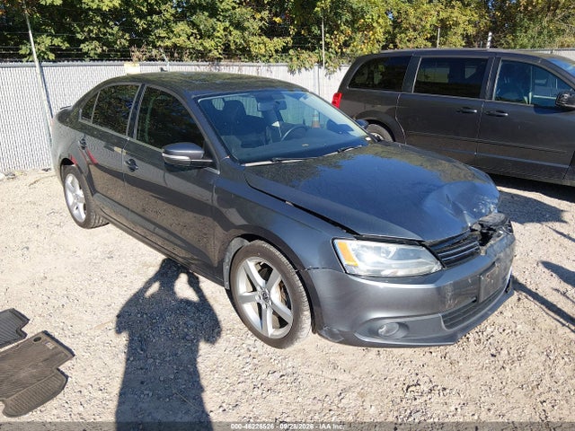 Auction sale of the 2013 Volkswagen Jetta 2.5l Sel, vin: 3VWLX7AJ3DM401440, lot number: 46226526