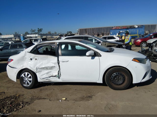5YFBURHE6FP217049 Toyota COROLLA LE
