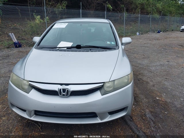 2010 Honda Civic Lx მანქანა იყიდება აუქციონზე, vin: 19XFA1F55AE034945, აუქციონის ნომერი: 46226573
