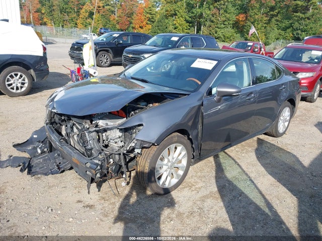 JTHBW1GG9E2044637 Lexus ES 300H