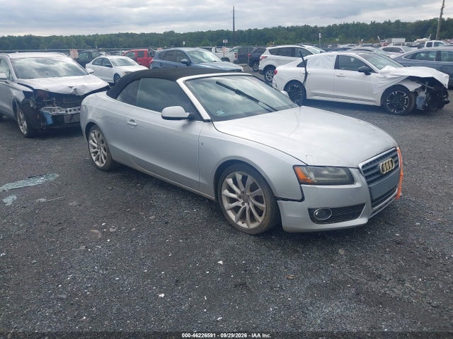 2011 Audi A5 2.0t Premium მანქანა იყიდება აუქციონზე, vin: WAUTFAFH4BN003985, აუქციონის ნომერი: 46226591