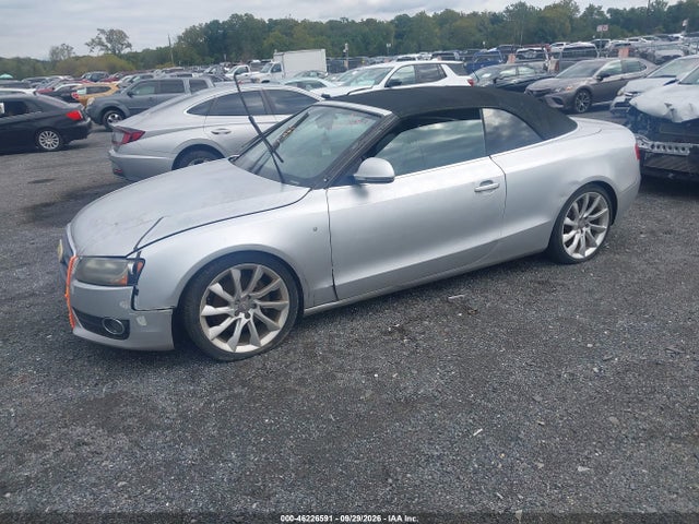 2011 Audi A5 2.0t Premium მანქანა იყიდება აუქციონზე, vin: WAUTFAFH4BN003985, აუქციონის ნომერი: 46226591