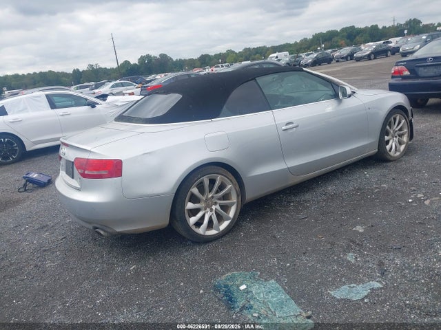 2011 Audi A5 2.0t Premium მანქანა იყიდება აუქციონზე, vin: WAUTFAFH4BN003985, აუქციონის ნომერი: 46226591