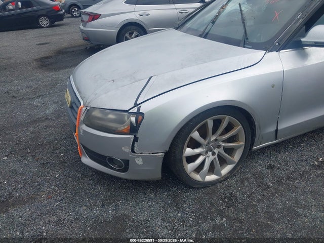2011 Audi A5 2.0t Premium მანქანა იყიდება აუქციონზე, vin: WAUTFAFH4BN003985, აუქციონის ნომერი: 46226591