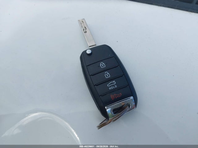 2019 Kia Optima Lx მანქანა იყიდება აუქციონზე, vin: 5XXGT4L36KG352293, აუქციონის ნომერი: 46226601