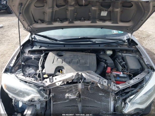 46226637 :رقم المزاد ، 2T1BURHE1FC305121 vin ، 2015 Toyota Corolla Le Premium مزاد بيع