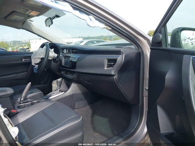 46226637 :رقم المزاد ، 2T1BURHE1FC305121 vin ، 2015 Toyota Corolla Le Premium مزاد بيع