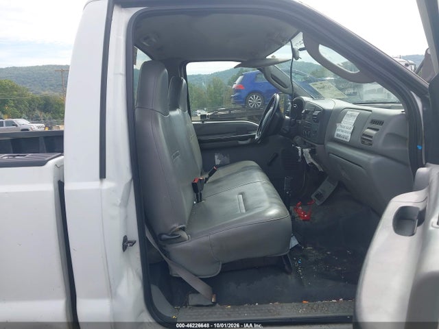 2006 Ford F-350 Xl/xlt მანქანა იყიდება აუქციონზე, vin: 1FTSF30546EC00010, აუქციონის ნომერი: 46226648