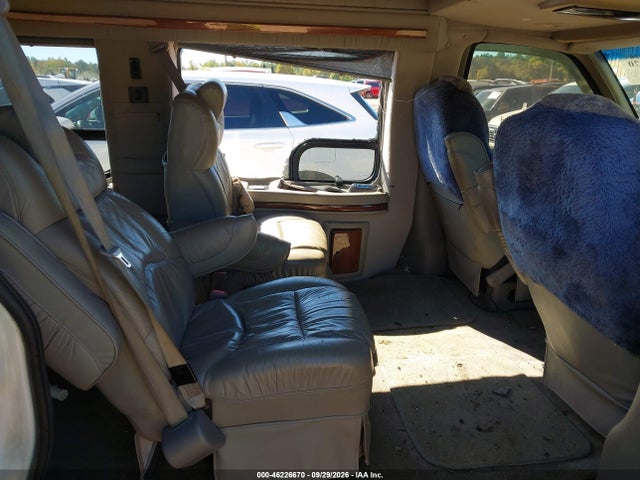 2000 Chevrolet Express G1500 მანქანა იყიდება აუქციონზე, vin: 1GBFG15R8Y1218717, აუქციონის ნომერი: 46226670