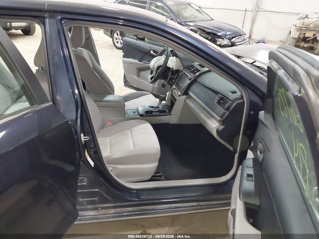 2014 Toyota Camry Le მანქანა იყიდება აუქციონზე, vin: 4T4BF1FK9ER374355, აუქციონის ნომერი: 46226723