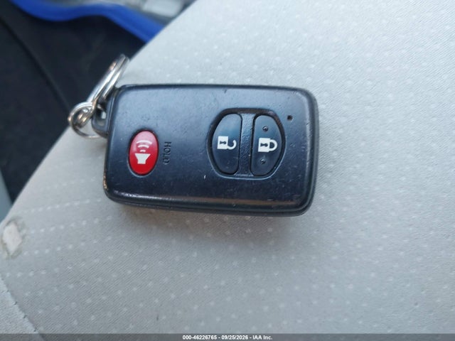 Продажа на аукционе авто 2014 Toyota Prius Two, vin: JTDKN3DU3E1771305, номер лота: 46226765