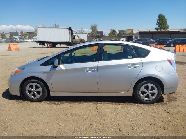 Продажа на аукционе авто 2014 Toyota Prius Two, vin: JTDKN3DU3E1771305, номер лота: 46226765