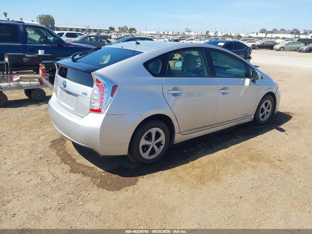 Продажа на аукционе авто 2014 Toyota Prius Two, vin: JTDKN3DU3E1771305, номер лота: 46226765