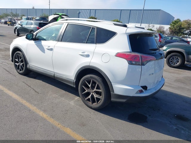 2T3NFREV9GW256950 Toyota RAV4 SE