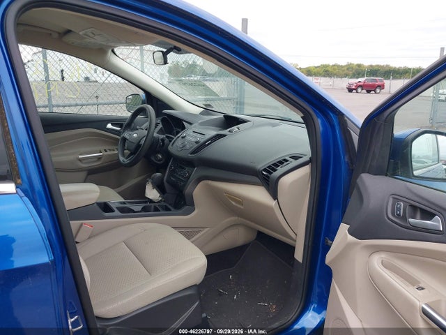 Продажа на аукционе авто 2017 Ford Escape Se, vin: 1FMCU9GD7HUD25226, номер лота: 46226797
