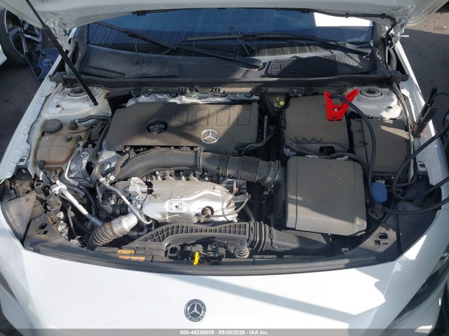 W1K3G4EB3LW043619 Mercedes-Benz A 220