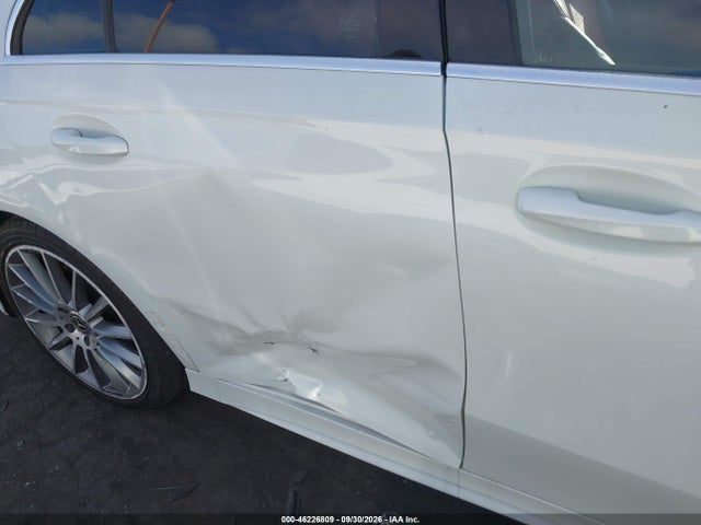 W1K3G4EB3LW043619 Mercedes-Benz A 220