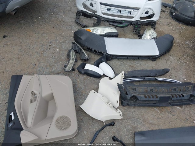 46226865 :رقم المزاد ، 1FMCU0GX1GUC52309 vin ، 2016 Ford Escape Se مزاد بيع