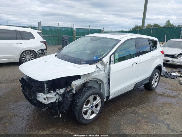 46226865 :رقم المزاد ، 1FMCU0GX1GUC52309 vin ، 2016 Ford Escape Se مزاد بيع
