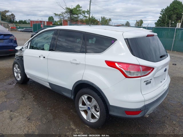 46226865 :رقم المزاد ، 1FMCU0GX1GUC52309 vin ، 2016 Ford Escape Se مزاد بيع