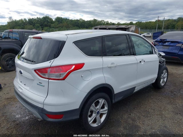 46226865 :رقم المزاد ، 1FMCU0GX1GUC52309 vin ، 2016 Ford Escape Se مزاد بيع