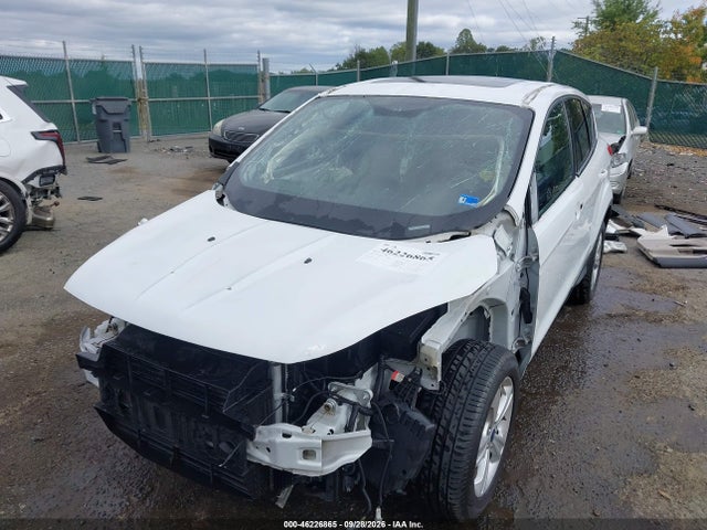 46226865 :رقم المزاد ، 1FMCU0GX1GUC52309 vin ، 2016 Ford Escape Se مزاد بيع