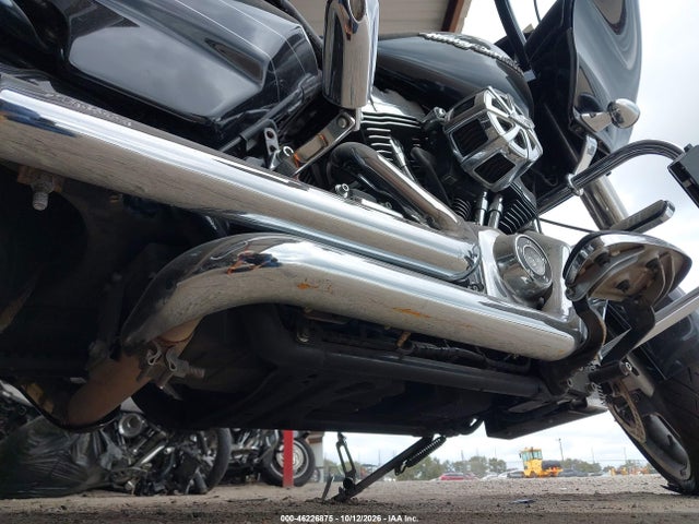 Harley-Davidson Fltrxs Road Glide Special 2015 1HD1KTM10FB623603 Image 18